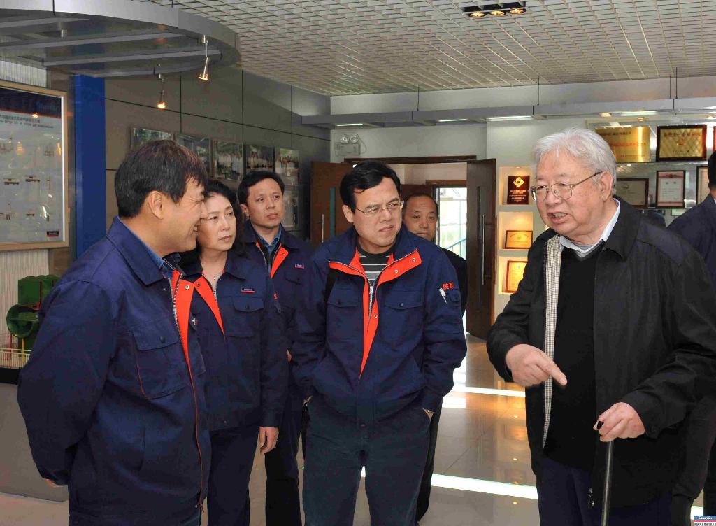 原机械工业部总工程师、副部长陆燕荪一行来访凯发k8集团