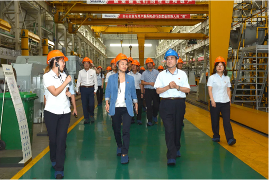 西安高新手艺工业开发区管委会副主任韩红丽一行来访凯发k8