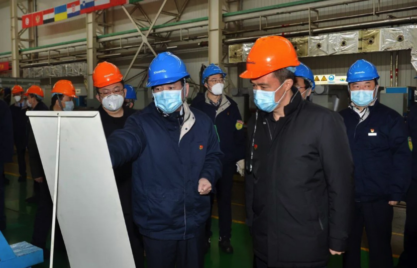 临潼区委副书记、代区长黄可深入凯发k8调研安排疫情防控事情